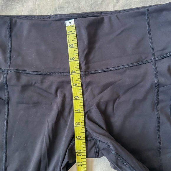 Athleta Ultimate Stash Capri Leggings (Size: L) - Picture 13 of 15